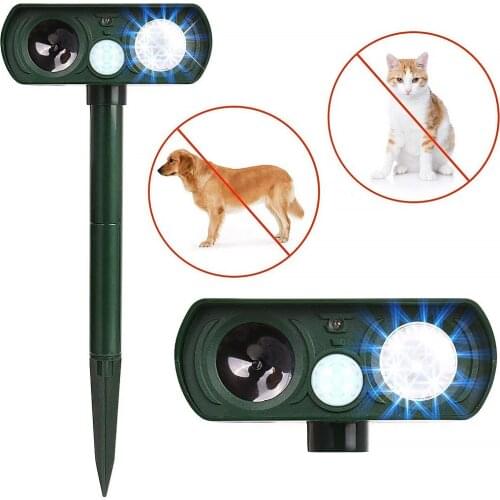 Solar Sonic Animals Repeller with Motion Sensor Flashing LED Light Outdoor Garden Driving Device