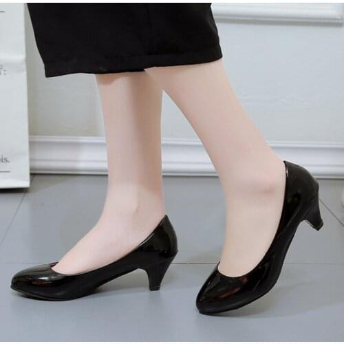 Plus Size 34-42 Ol office Lady Shoes Patent Leahter Low Heels Dress Shoes Wedding Shoes Bridal Basic Pumps Ladies Shoes 73L31