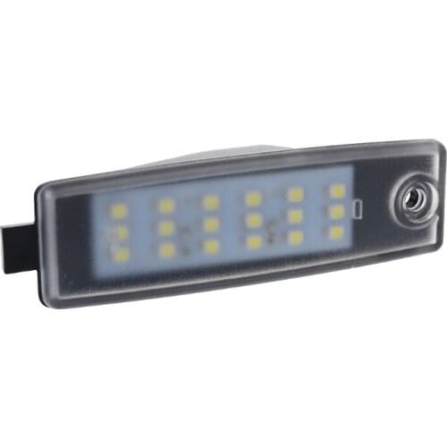 2pcs 18 LED License Number Plate Light for toyota HiAce 05-11 Rav 4 Vanguard