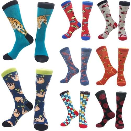 2021 new autumn and winter personality geometric cartoon trend funny cotton socks mens sweat-absorbent breathable tube socks