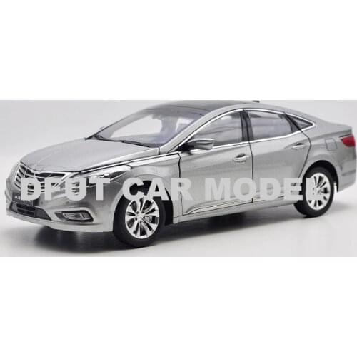 1:18 Alloy Toy AZERA Car Model Of Childrens Toy Car Original Authorized Authentic Kids Toys