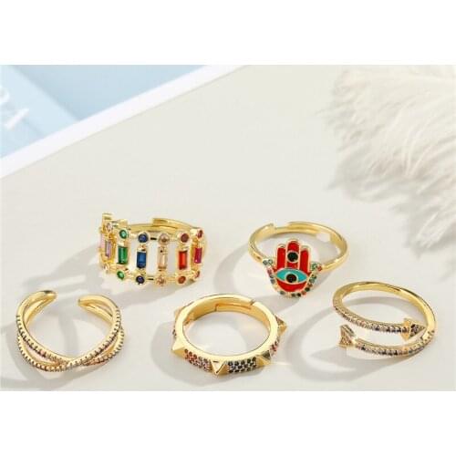 1PC Vintage Colorful Zircon Arrow Fatima Hand Ring For Women Punk Crystal Round Rock Rivet Cross Open Finger Ring Jewelry R375