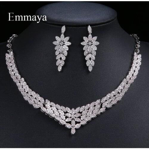 Emmaya New Arrival Womens Zircon Pendent Leaves Chain Necklace Earrings dinner Jewelry Set Popular Leader' Choice Gift