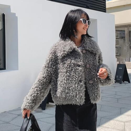 Ptslan 2020 Womens Genuine Wool Outerwear Winter warm New fashion Button Ladys Natural Shearing Coat Good Quality Short7522