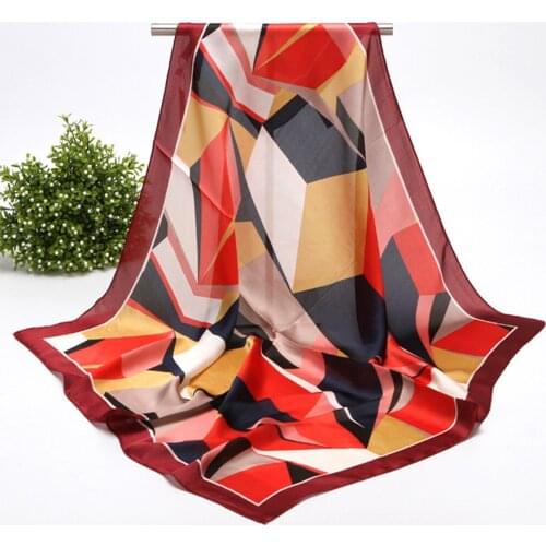 25# Simulation Silk Luxury Scarves Small Crowd Square Wraps Scarf Women Gift Fashion Luxury Femme Neck Bandana Wrap Бандана