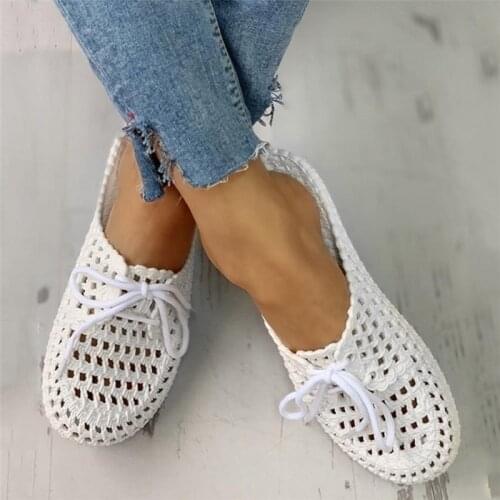 Summer Slippers Shoes Woman 2021 Closed Toe Breathable Flip Flops Women Hollow Out Lace Up PVC Outdoor Flat Beach Slides Sandals