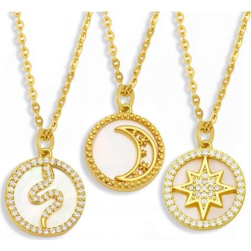 FLOLA Gold Plated Moon And Star Necklace For Women Round Snake Pendant Necklace CZ Pave Cubic Zirconia Wholesale Jewelry nkeu53