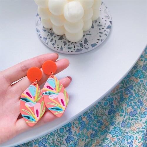 Summer Fun Acrylic Earrings Pink Sweet Girl Abstract Contrast Printing Irregular Geometric Ear Stud Women Jewelry