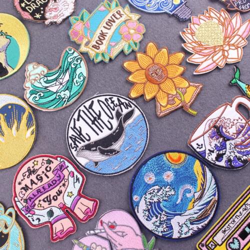 Mountain Wave DIY Patch Embroidered Patches For Clothing Iron On Wilderness Letter Embroidered Patch Applique Badge For Clothes