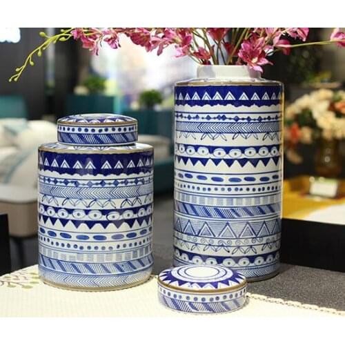 Personalized blue and white home decor porcelain ceramic Vase Jar