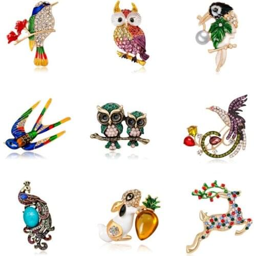 Animal Brooch Vintage Elegance Peacock Brooches Pin For Women Party Banquet Rhinestone Clothese Jewelry Accessory AG146