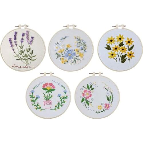 Stamped Embroidery Kit for Beginners with Pattern, Cross Stitch kit Starter Kit with Embroidery Hoop, Color Threads