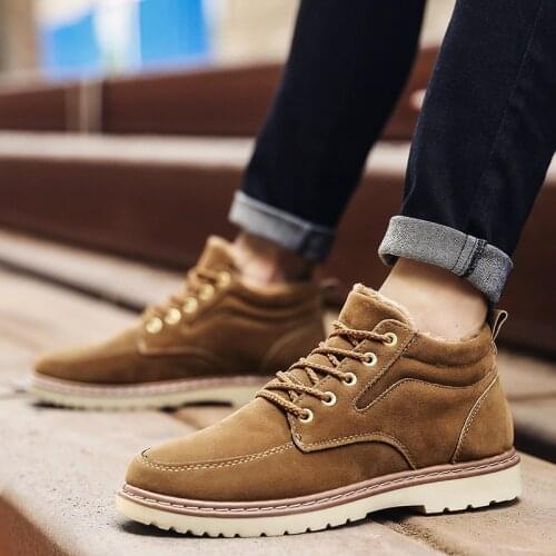 New Arrival Ankle Boots Men Winter Shoes Plush Warm Shoes British Martin Boots Trendy High Top Sneakers Outdoor Hiking Shoes Man