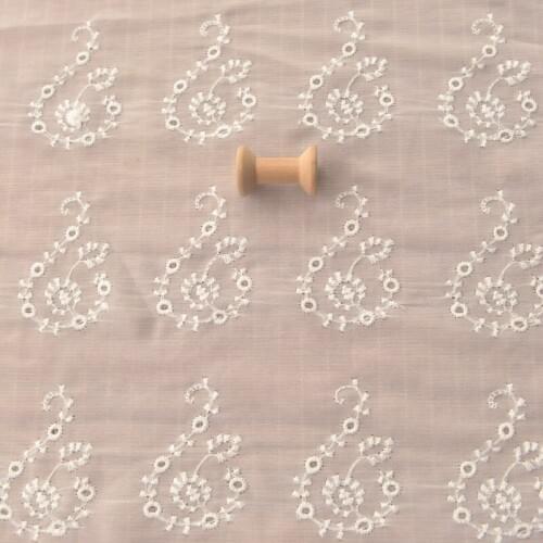 Quality Chiffon fabric Cashew embroidery jacquard tissu Shirt dress clothing fabric