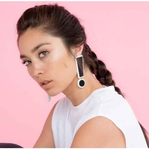 Fashion Super Large Black White Acrylic Symbol Exclamation Point Drop Earring for Womens Trendy Jewelry Hyperbole Accessories