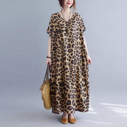 2021 New Arrival Short Sleeve Loose Summer Dress Print Leopard Oversized Sundress Holiday Women Casual Beach Travel Style Dress