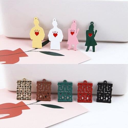 30pcs/lot Alloy spray paint charms color boy/girl shape diy jewelry necklace/earrings for women pendants accessory
