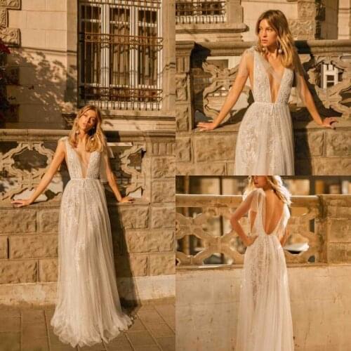 Fashion Wedding Dresses Sexy Deep V Neck Lace Appliqued Bridal Gowns Custom Made Backless Sweep Train A Line Wedding Dress