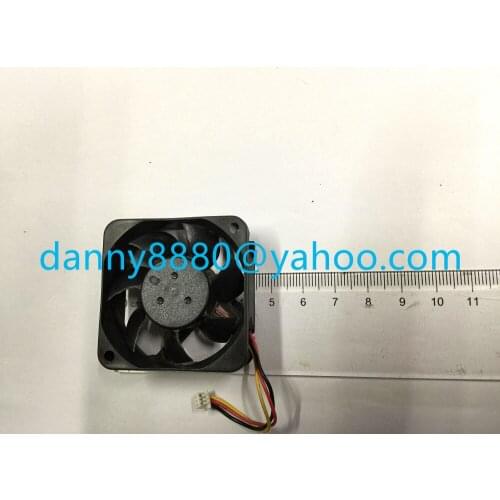 Free shipping Origianl CAR AUDIO FAN BRUSHLESS AFB04512LB 12V DC Sensor (Tach) 0.11A 45x45x15mm FOR RNS510