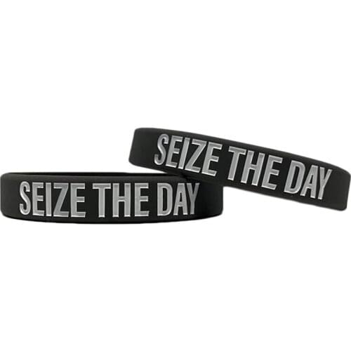 300pcs Motivational SEIZE THE DAY Silicone Bracelets Rubber Wristbands Free Shipping by DHL