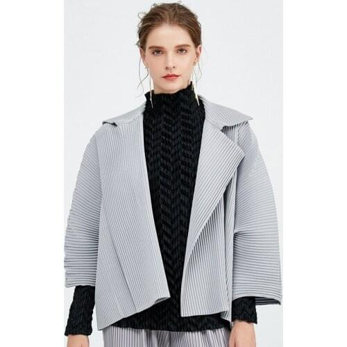 AMYGU Women's Short Jackets