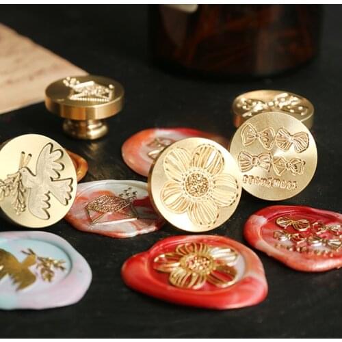 Fashion Plum Lacquer Seal Small Fresh Wax Seal Stamp Copper Head European Retro Envelope Sealing Wax Stamp Childrens Gift