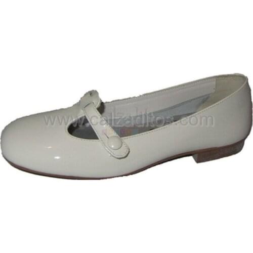 Elis beige patent leather girls communion shoes