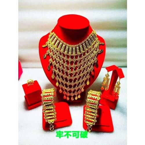 Yulaili Gold-color Luxury Atmospheric Design Necklace Bracelet Earrings Ring Wedding Jewelry Sets Window Jewelry Display