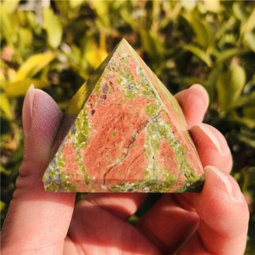 4cm Natural quartz crystal flower green stone pyramid healing