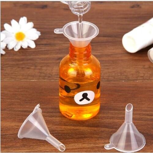New Arrive Plastic Mini Small Funnels For Perfume Liquid Essential Oil Filling Empty Bottle Packing Tool