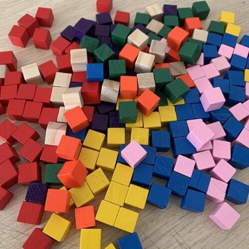 100Pcs 8 Colors Wooden Game Pieces Colorful Chess Pieces For Games Accessories 10MM