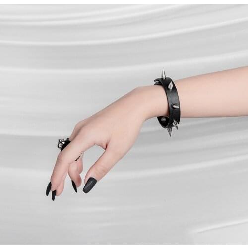 European And American Punk Gothic Style Retro Sharp Rivet Nail Leather Bracelet Exaggerated Trend Personality Bracelet