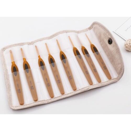 Japanese 8pcs/set Clover Crochet Hook Set Knitting Needles NO.2/3/4/5/6/7/7.5/8/9/10