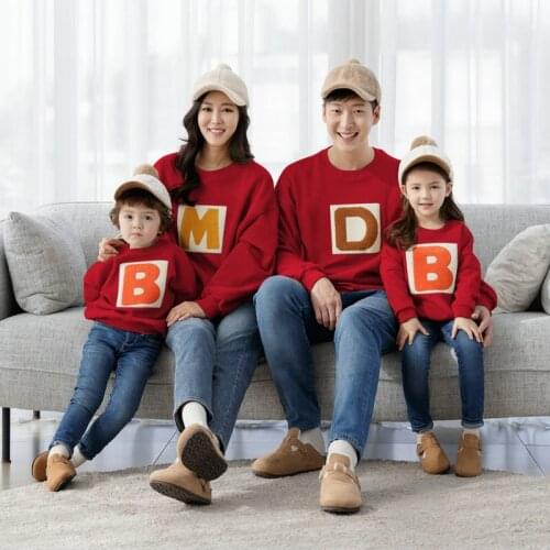 2021 Full Family Matching Outfits Winter Clothes Long Sleeve Letter T-shirt For Mother Daughter Father Son Sweatshirt Hoodies