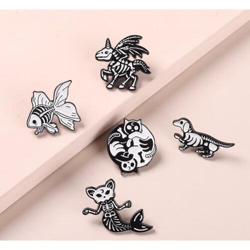 Cat Dog Fish Skeleton Enamel Pins Badge Brooches Punk Goth Metal Lapel Pin Halloween Animal Jewelry Gifts For Friends Wholesale
