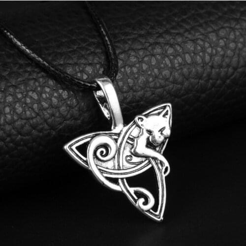 Viking-Fox Necklace Triquetra-Fenrir Animal Pendant Necklace Men Fashion Jewelry Supernatural Amulet Knot