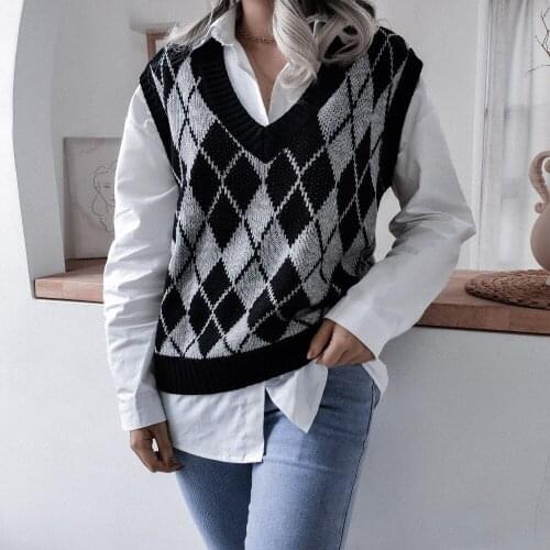 Sweater Vest for Women Oversized V Neck Sleeveless Tank Top Argyle Plaid Cable Knit Tops Preppy Style Y2K Streetwear
