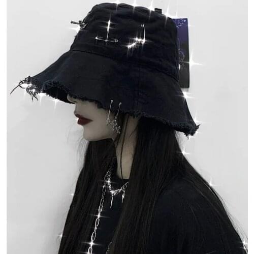 Trendy black hat