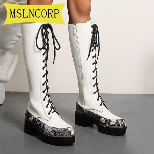 Plus Size 34-43 Handsome Motorcycle Boots Casual All-match Snow Boots Autumn and Winter Black Boots Women Zip Cross-tied Boots