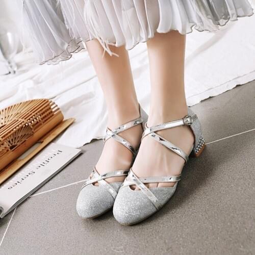 Summer women sandals The New fashion Womens shoes Sexy woman Buckle Big size 28-43 Heel 2.7cm red Golden silver