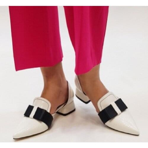 Spring patent leather pointed shoes female British butterfly festival shallow mouth bright surface large size thick heel womens