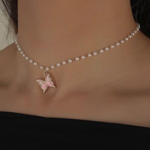 2021 Trend Elegant Jewelry Imitation Pearl Chain Short Choker Necklace Women Fashion Butterfly Flower Pendant Necklace Wholesale