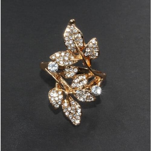 Glamour Zircon Ring Ladies Ring High Jewelry Sparkling Girlfriend Girl Birthday Gift Wedding Engagement Jewelry Delicate Gift