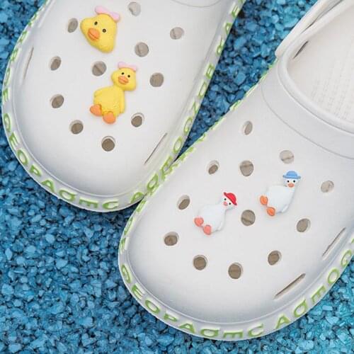 High Quality Clogs Shoe Decorations Fashion Trend DIY Croc Charms Designer New Cute Cartoon Garden Shoe Decorations For Kid Gift
