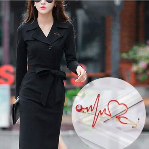 Metal Crystal Brooch Pin for Women Woman ECG Flower Brooches Lovely Heart-shaped Brooch Pins Jewelry Gift