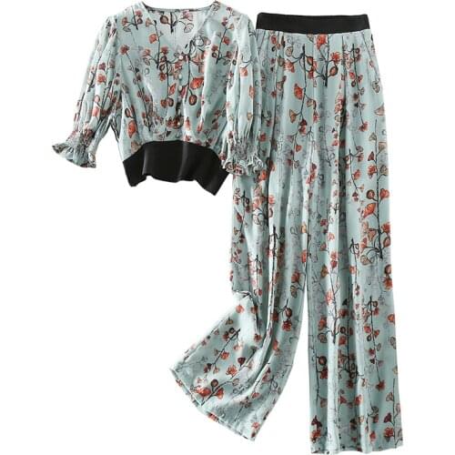 2021 suit womens plus size summer new style Korean version of short lantern sleeve shirt +floral wide leg pants two-piece suit