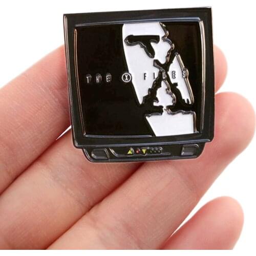 DZ1182 X Retro TV Jewelry Pins for backpacks Lapel Enamel Pins and Brooches for Women Bags Badge Friend Kids for Gifts