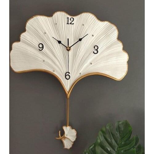Ginkgo Leaf Swing Wall Clock Fashion Clock Personality Creative Resin Home Silent Quartz Wall Clock Wall Decorations