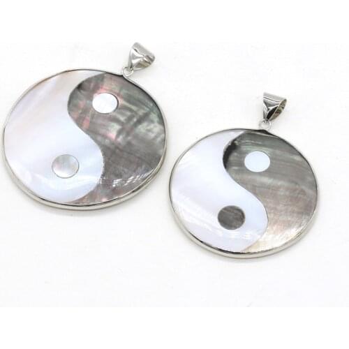 Natural Shell Pendant Necklace Tai Ji Pattern Black Shell White Shell Charms for Women Making Jewelry Necklace Bracelet