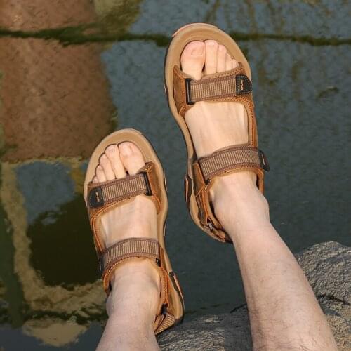 Mens Breathable Mesh Shoes Beach Sandals For Men Summer Breathable Running Shoe Mens Shoes Leather Flat Big Size